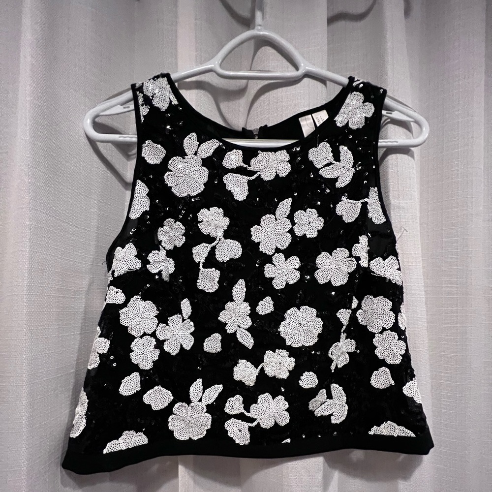 Floral cropped top